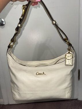 Coach white leather hobo shoulder bag in off white with gold hardware
